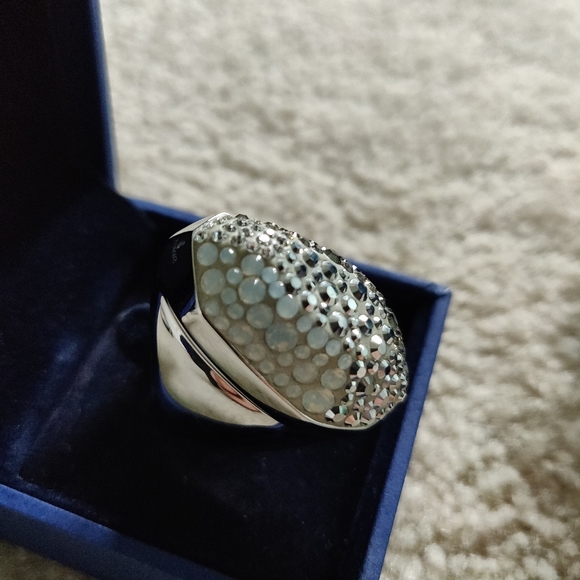 Swarovski crystal ring - Picture 4 of 7